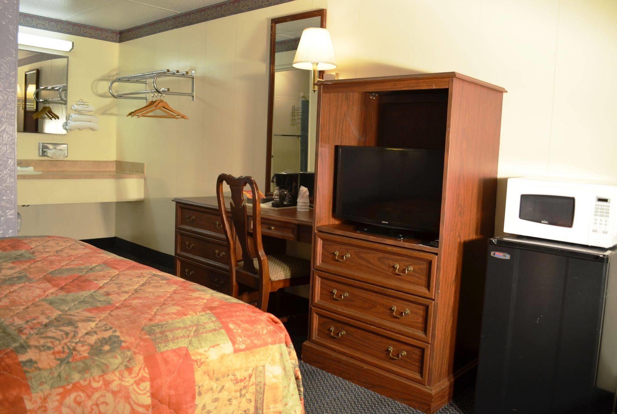 Economy Inn Bluefield מראה חיצוני תמונה